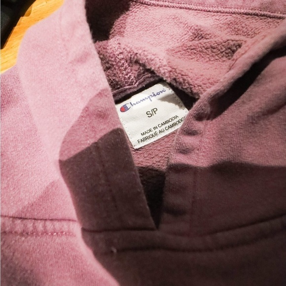 CHAMPION  purple hoodie in size small - Picture 4 of 5